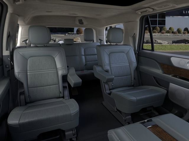 Used 2023 Lincoln Navigator Black Label image 11