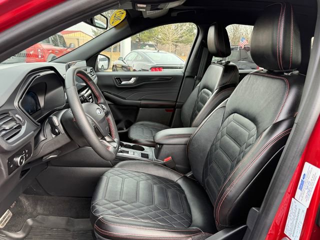 Certified 2023 Ford Escape ST-Line Elite w/ Premium Technology Package image 6