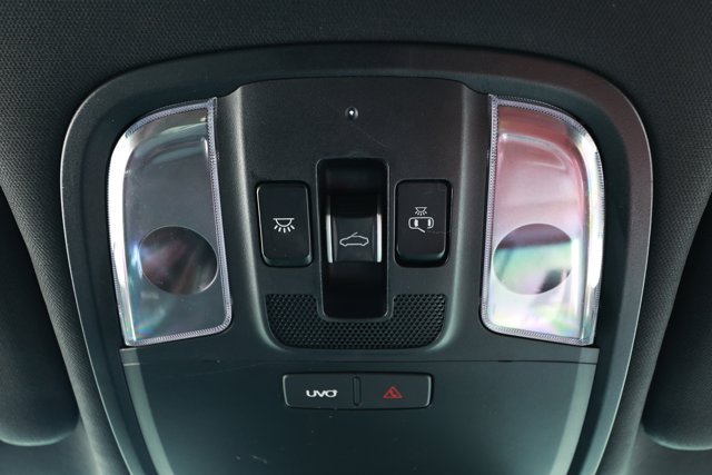 Used 2022 Kia Stinger GT-Line w/ Sun & Sound Package RWD image 21