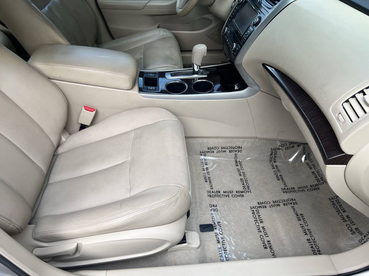 Used 2013 Nissan Altima 2.5 SL w/ Technology Pkg FWD image 9