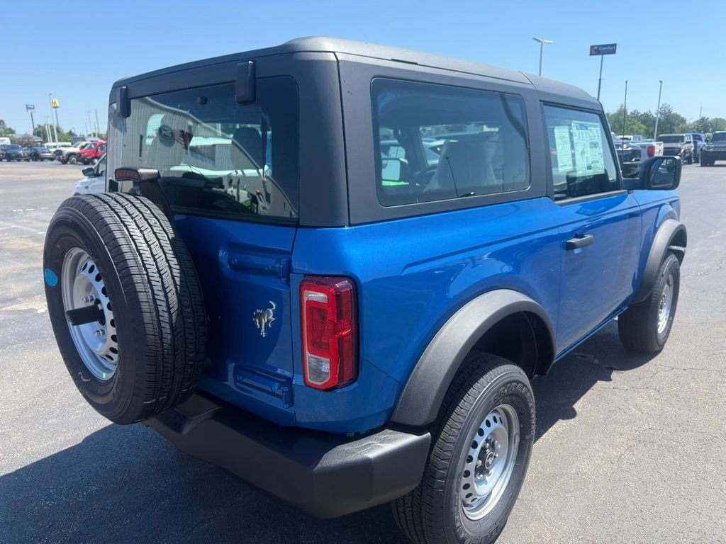 New 2026 Ford Bronco 2-Door AWD/4WD image 3