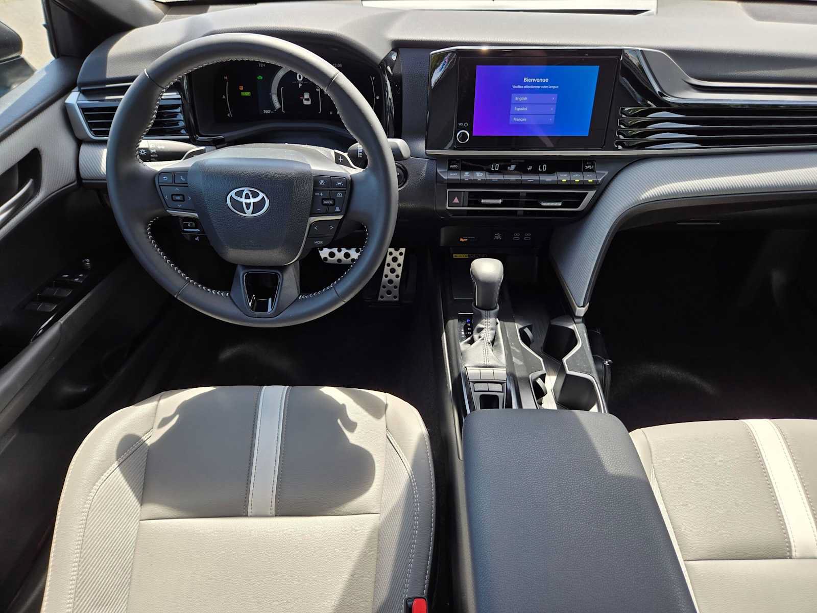 Certified 2025 Toyota Camry SE AWD/4WD image 19