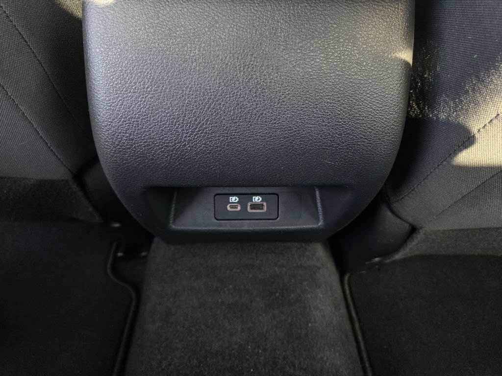 Used 2025 Nissan Altima 2.5 SV FWD image 19