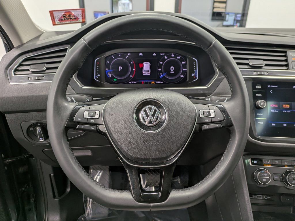 Used 2020 Volkswagen Tiguan SEL image 21