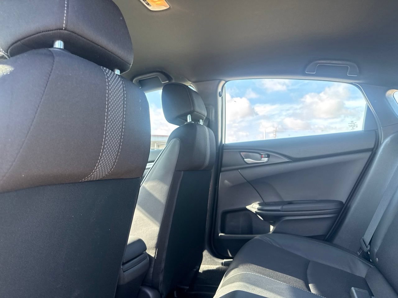 Used 2020 Honda Civic Sport image 32