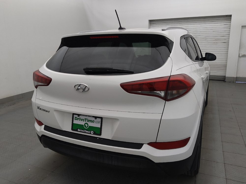 Used 2016 Hyundai Tucson SE w/ Option Group 02 FWD image 7