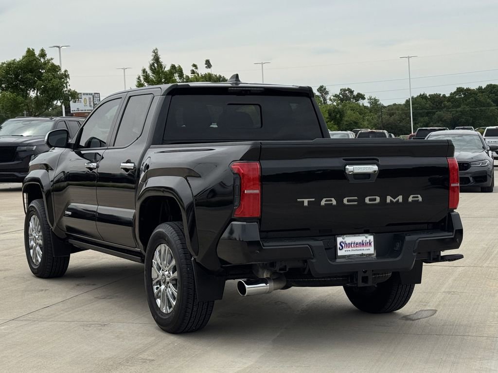 Used 2024 Toyota Tacoma Limited w/ Limited Package (LT) AWD/4WD image 4