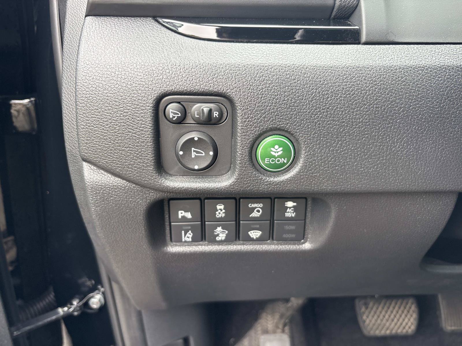 Used 2025 Honda Ridgeline Black Edition image 19