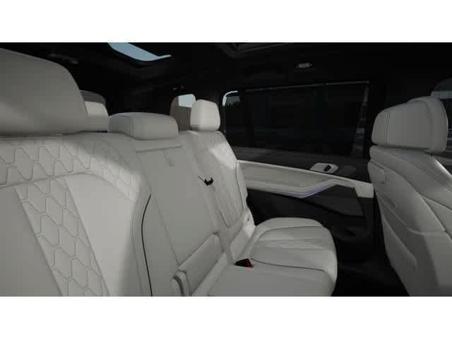 New 2027 BMW X7 xDrive40i w/ Executive Package AWD/4WD image 12