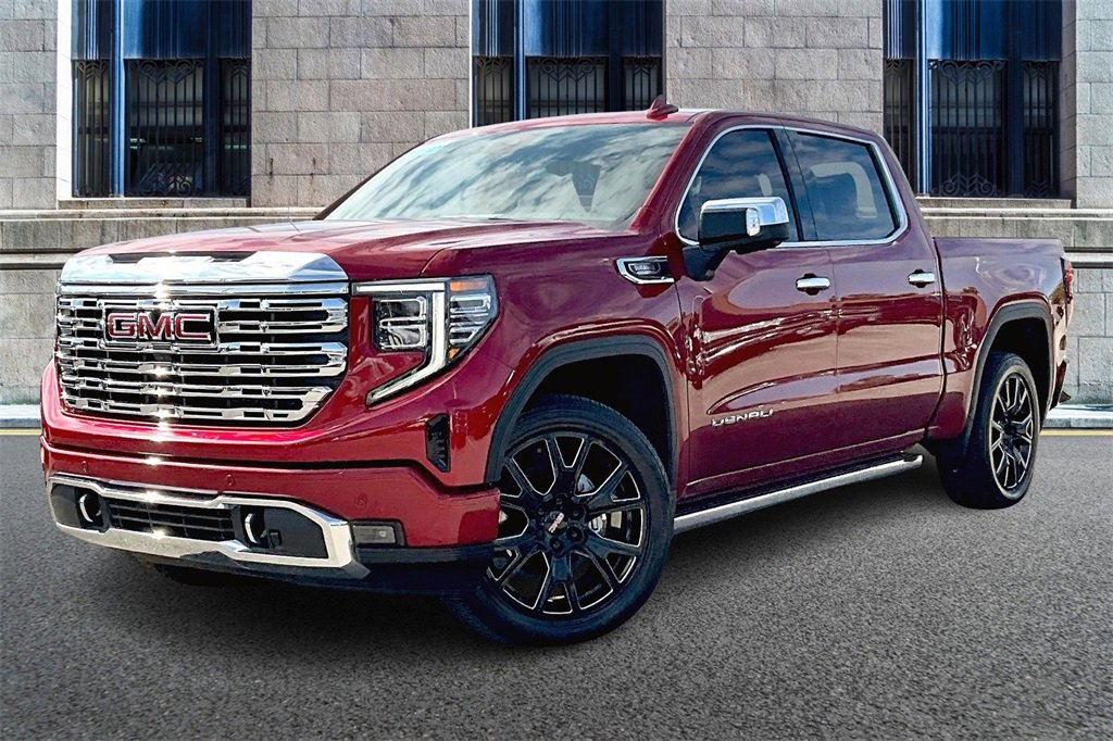 Used 2022 GMC Sierra 1500 Denali w/ Technology Package image 2