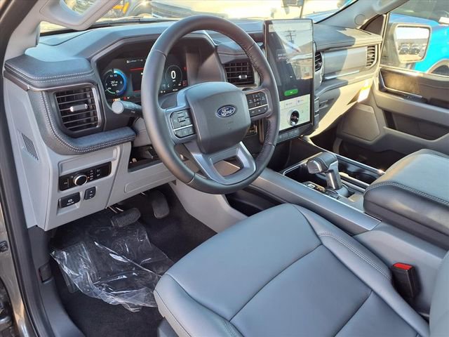 New 2025 Ford F150 Lightning Flash AWD/4WD image 9
