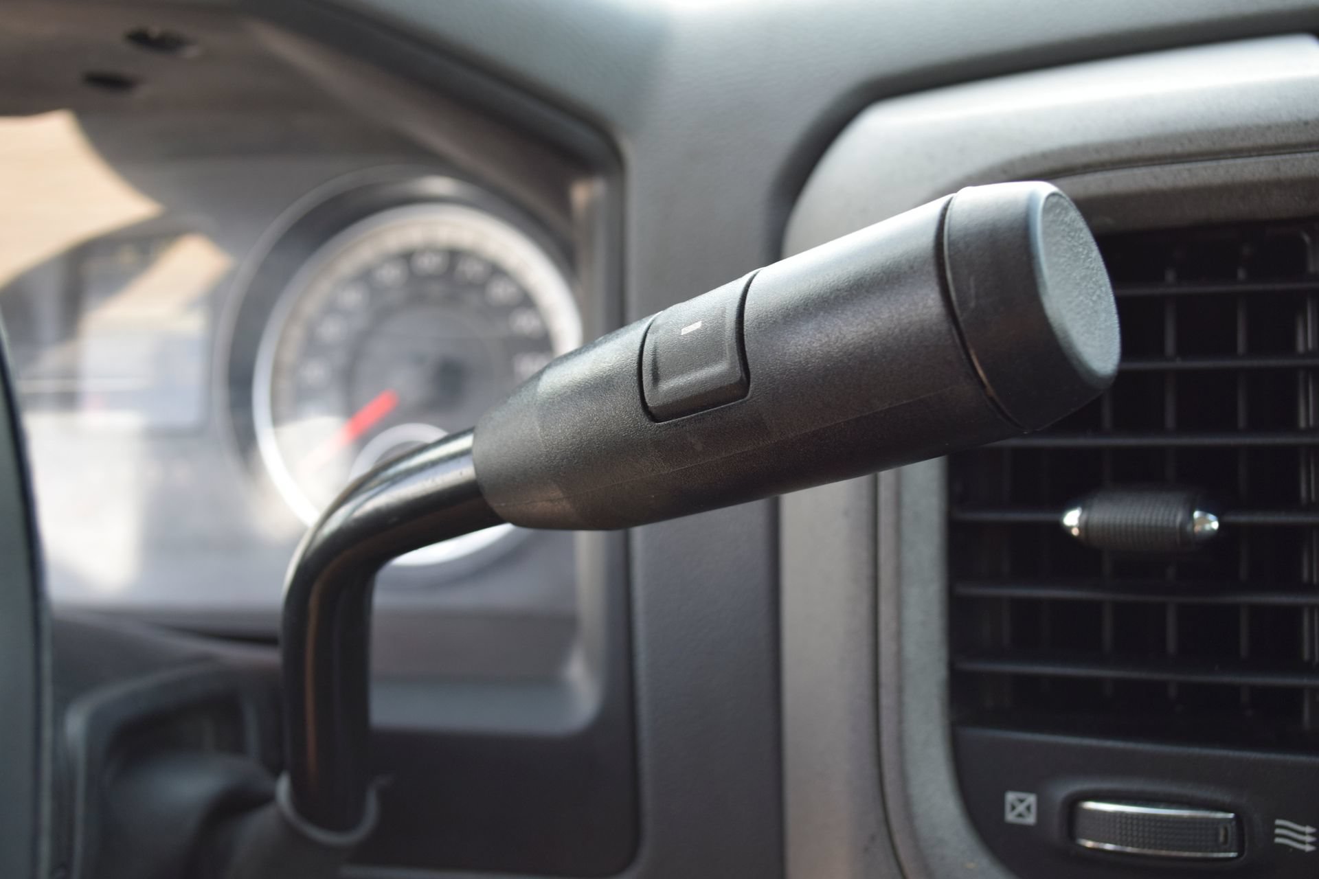 Used 2017 RAM 3500 Tradesman RWD image 10