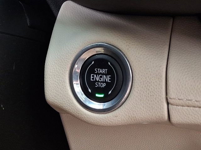 Used 2023 Buick Envision Avenir AWD/4WD image 29