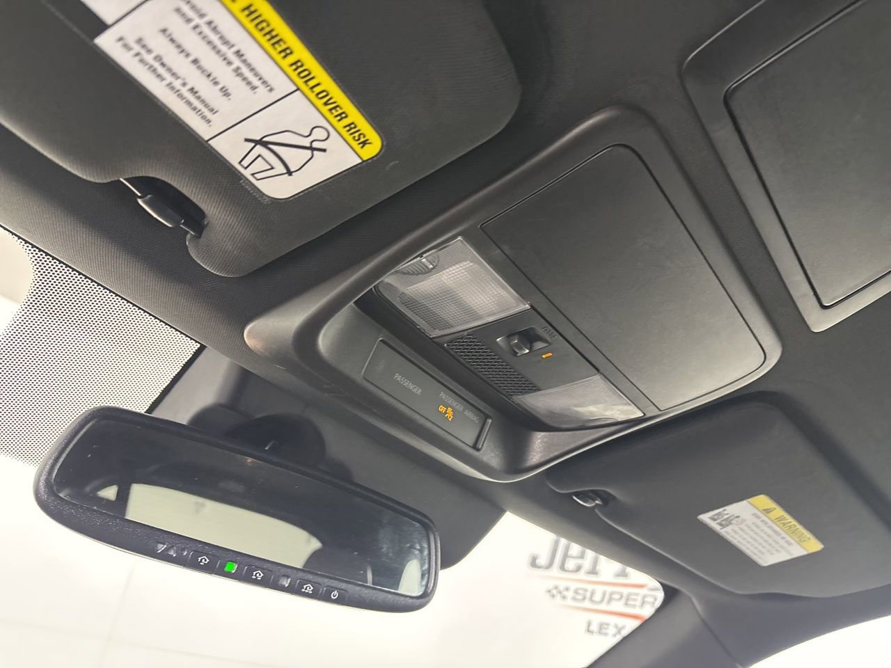 Used 2020 Mitsubishi Outlander SEL image 16