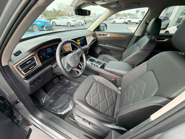 Certified 2025 Volkswagen Atlas SE AWD/4WD image 15