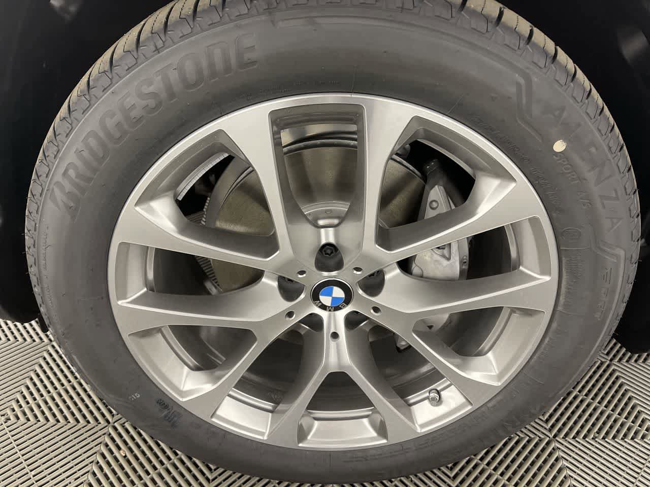 Certified 2024 BMW X5 xDrive40i w/ Premium Package AWD/4WD image 10