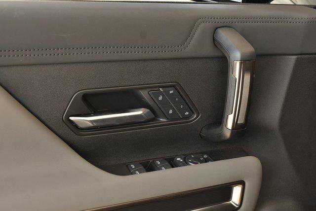 New 2025 GMC Hummer EV 2X w/ Extreme Off-Road Package image 17