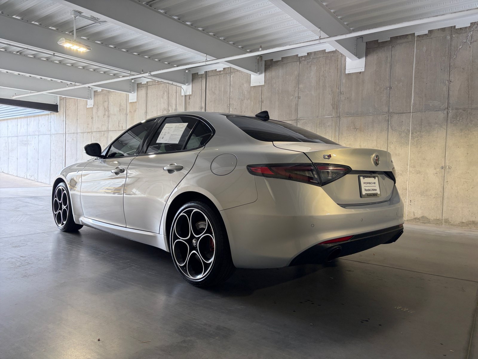 Used 2024 Alfa Romeo Giulia Ti AWD/4WD image 3