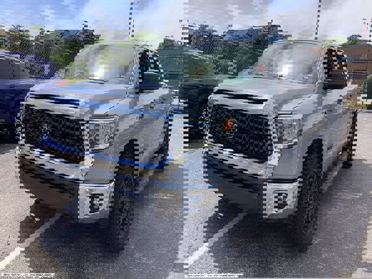 Used 2021 Toyota Tundra SR5 RWD image 4