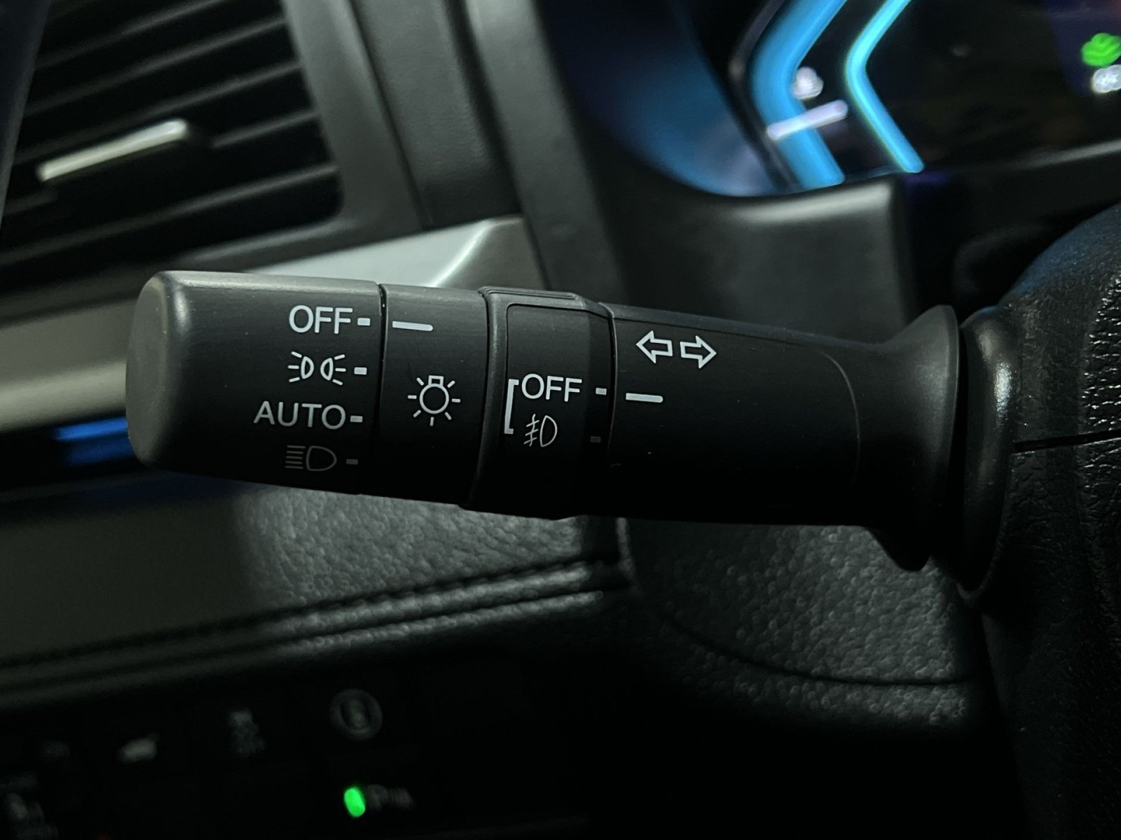 Used 2024 Honda Odyssey Touring image 23