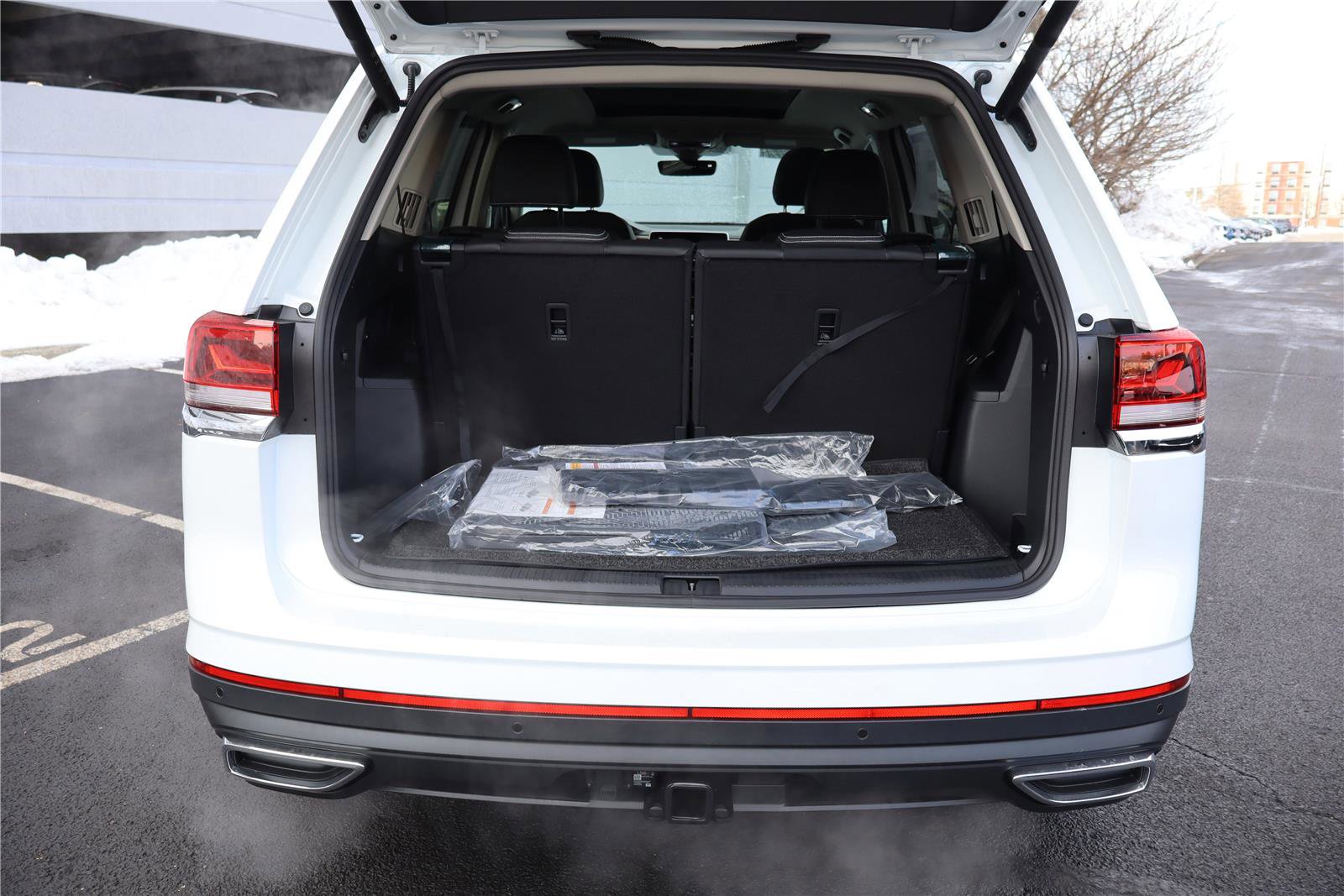 New 2026 Volkswagen Atlas SE image 5