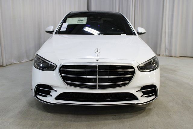 New 2026 Mercedes-Benz S 500 4MATIC image 2