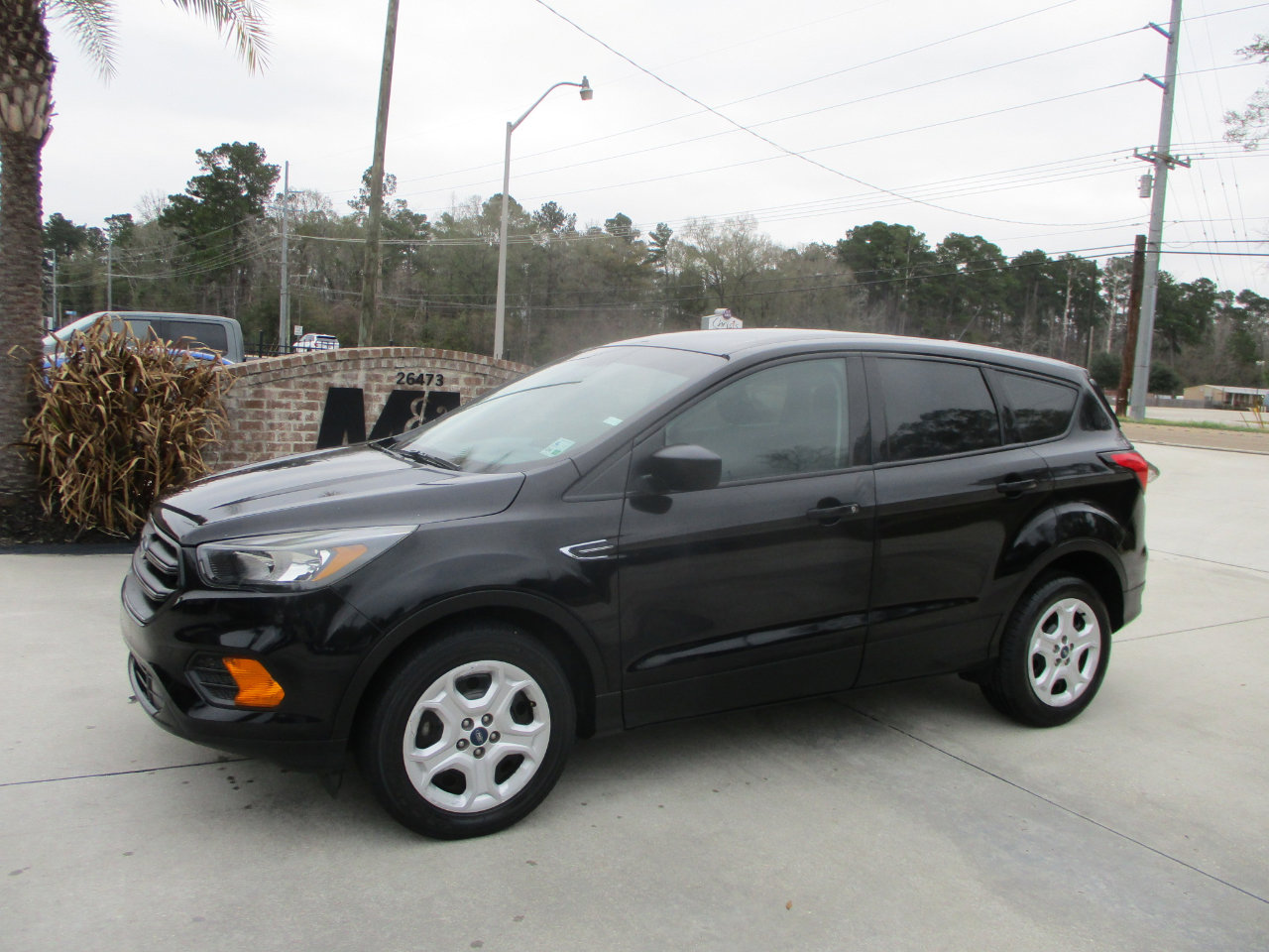 Used 2019 Ford Escape S image 19