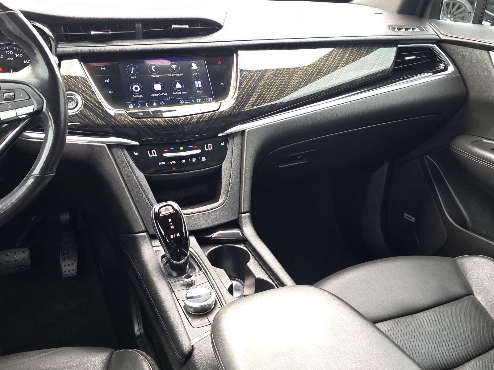 Used 2022 Cadillac XT6 Premium Luxury w/ Technology Package FWD image 10