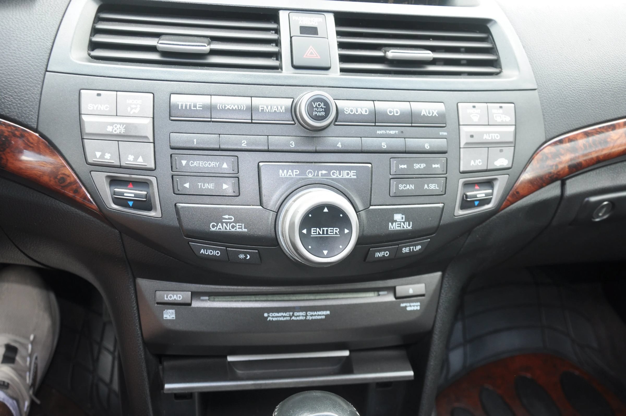 Used 2012 Honda Crosstour EX-L image 40