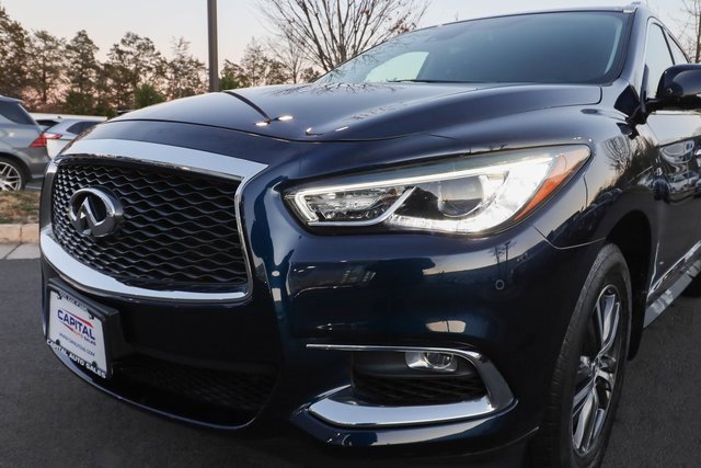 Used 2019 INFINITI QX60 Luxe w/ Essential Package image 13