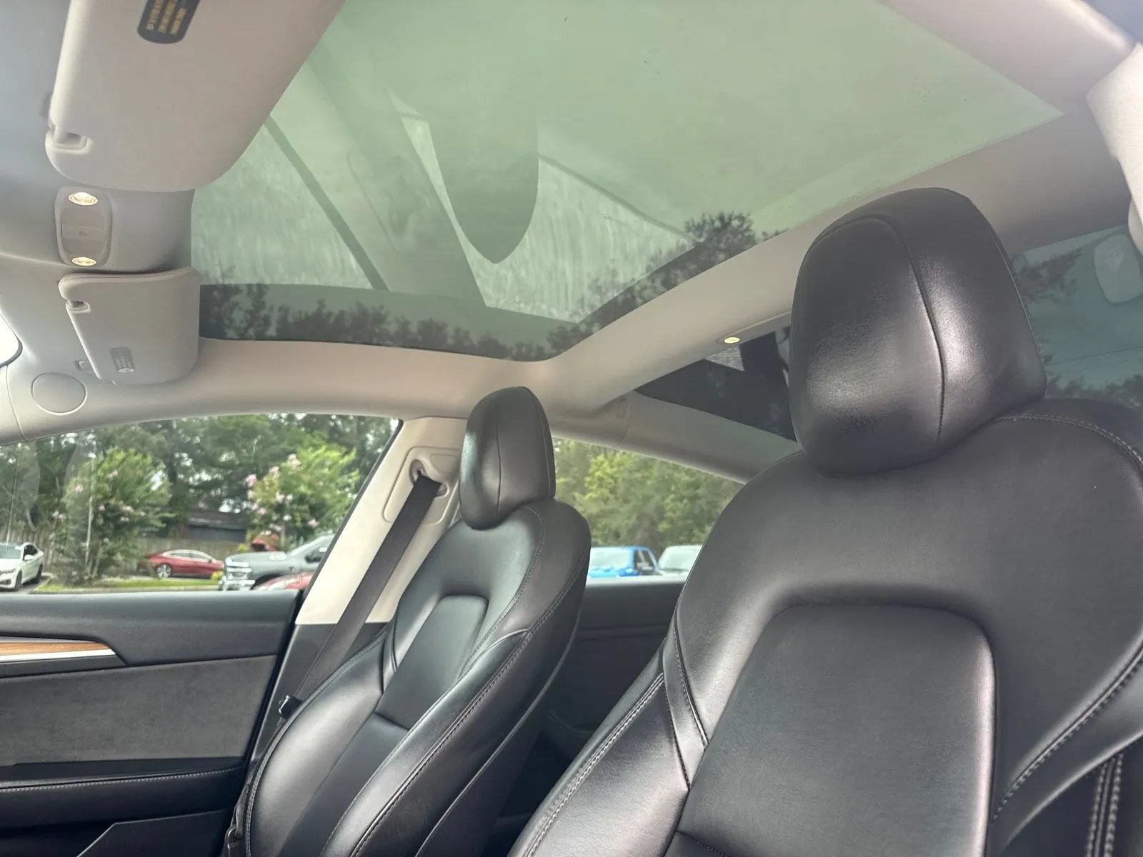Used 2022 Tesla Model 3 Standard Range RWD image 13