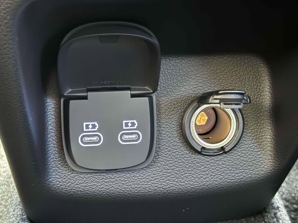 New 2025 Genesis GV80 2.5T Standard image 13