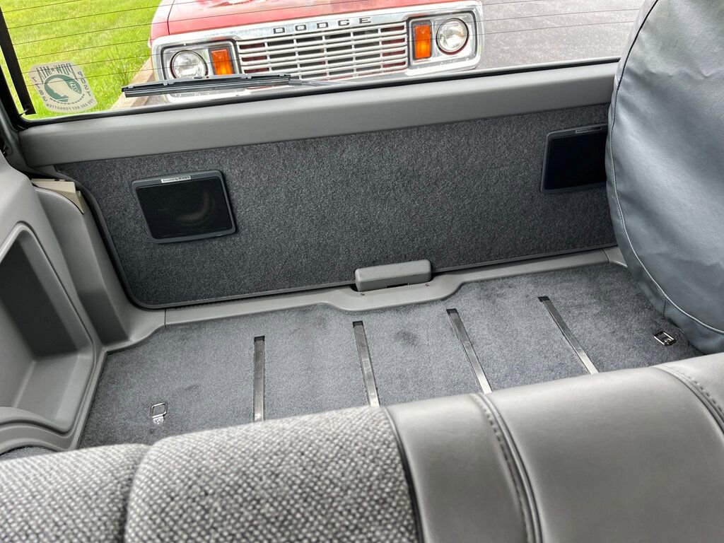 Used 1991 Jeep Cherokee Laredo AWD/4WD image 96
