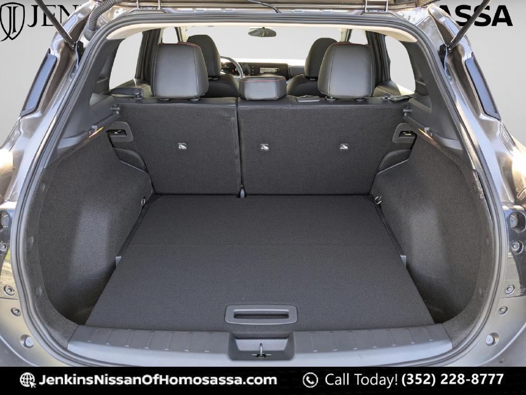 New 2026 Nissan Kicks SR FWD image 19