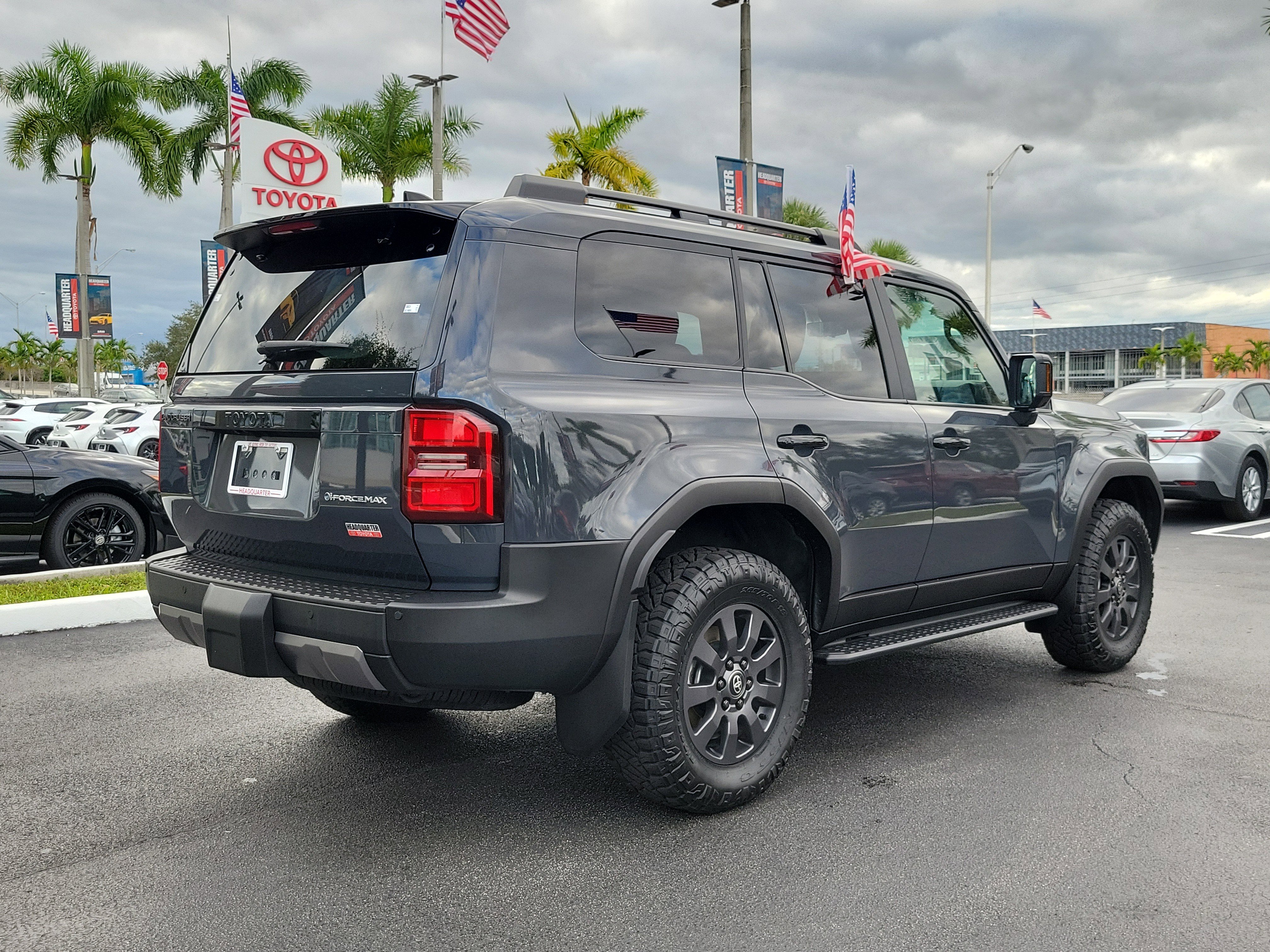 Used 2024 Toyota Land Cruiser image 12