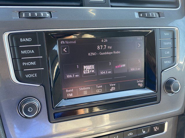 Used 2015 Volkswagen e-Golf SEL Premium image 13