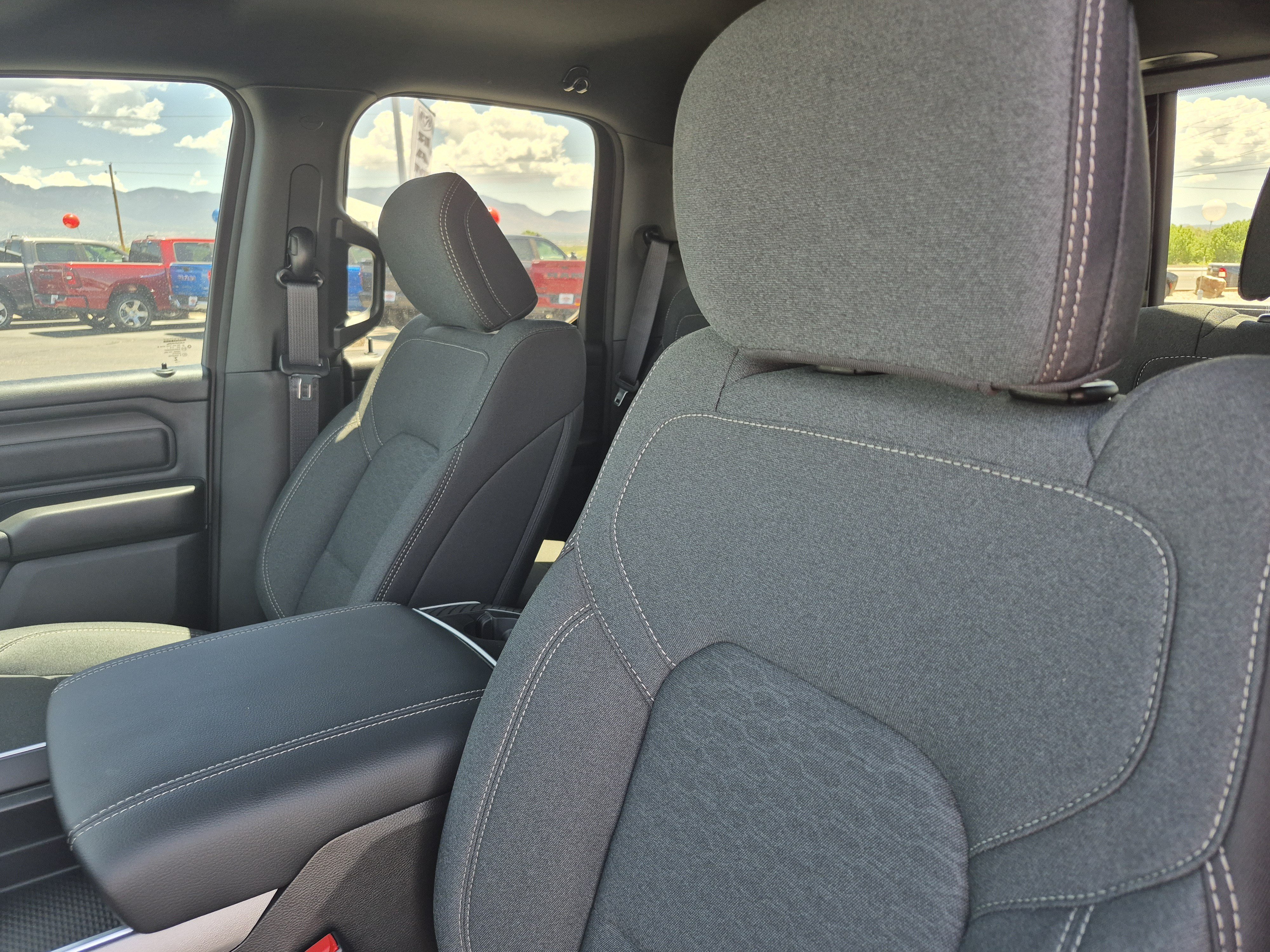 New 2026 RAM 1500 Express AWD/4WD image 22