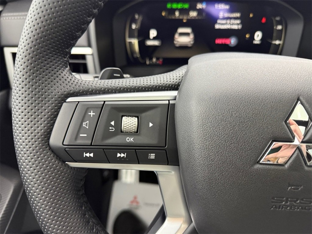 New 2025 Mitsubishi Outlander SEL image 34