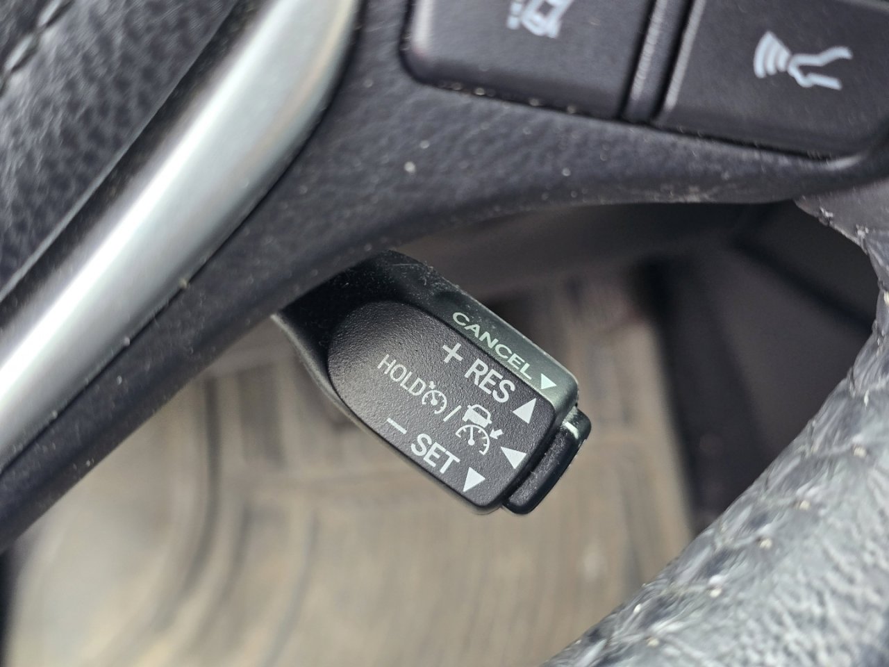 Used 2017 Toyota Corolla SE image 22