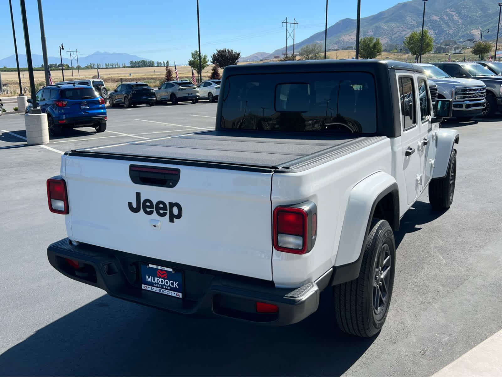 Used 2024 Jeep Gladiator Sport AWD/4WD image 8