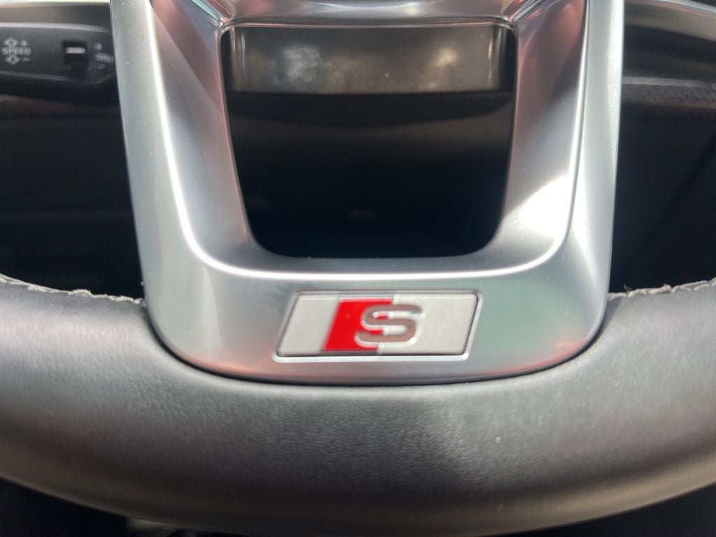 Used 2023 Audi SQ7 Prestige AWD/4WD image 29