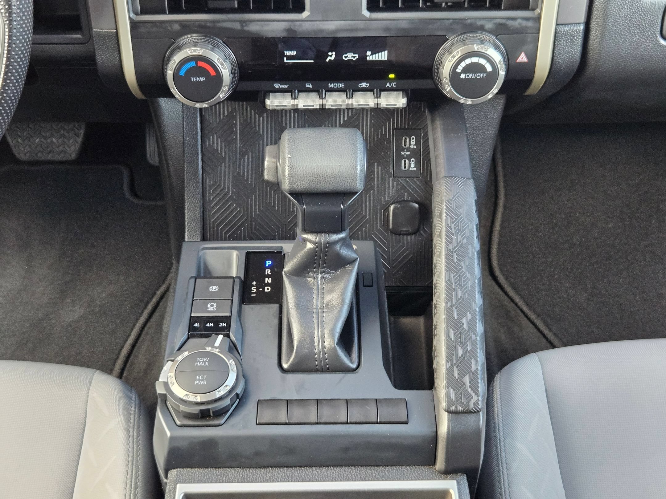 Used 2025 Toyota Tacoma SR5 AWD/4WD image 19