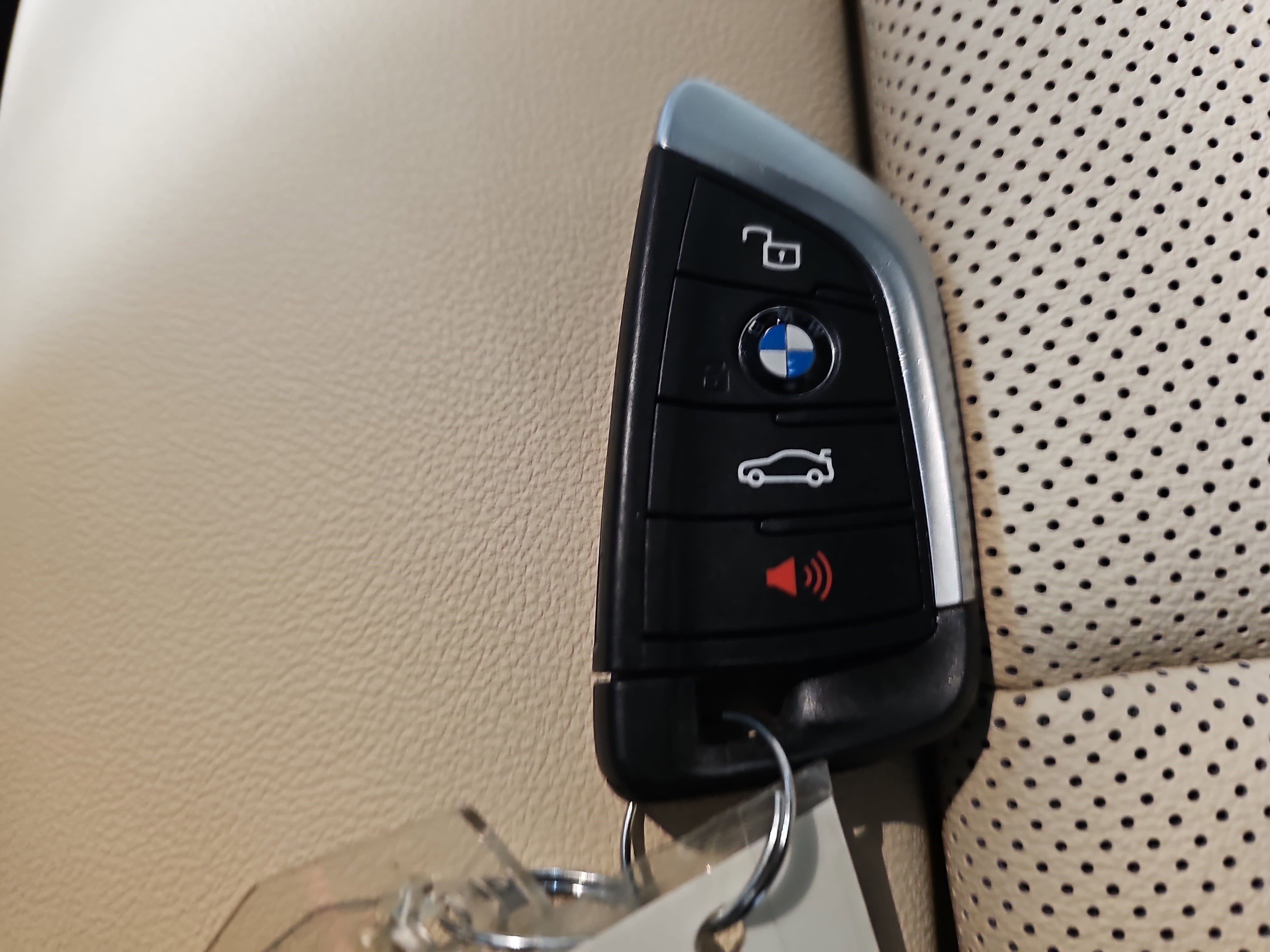 Used 2023 BMW i4 eDrive35 w/ Premium Package image 37