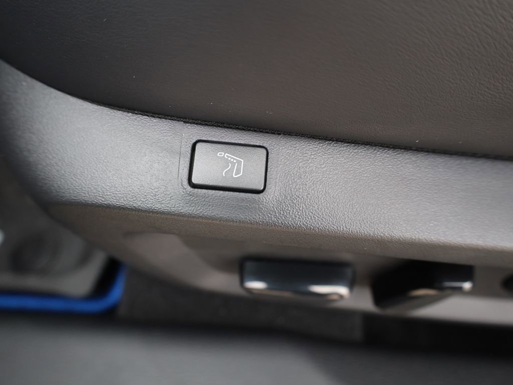 New 2025 Mitsubishi Outlander SEL Black Edition image 37