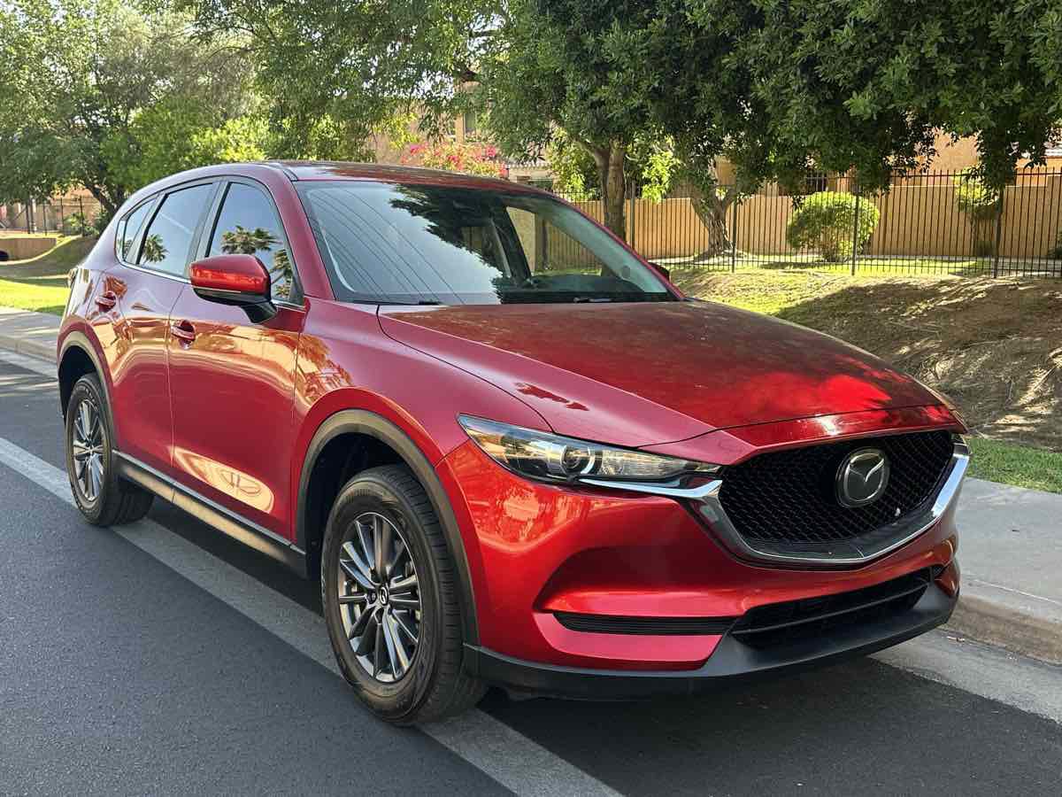 Used 2020 MAZDA CX-5 Touring FWD image 2
