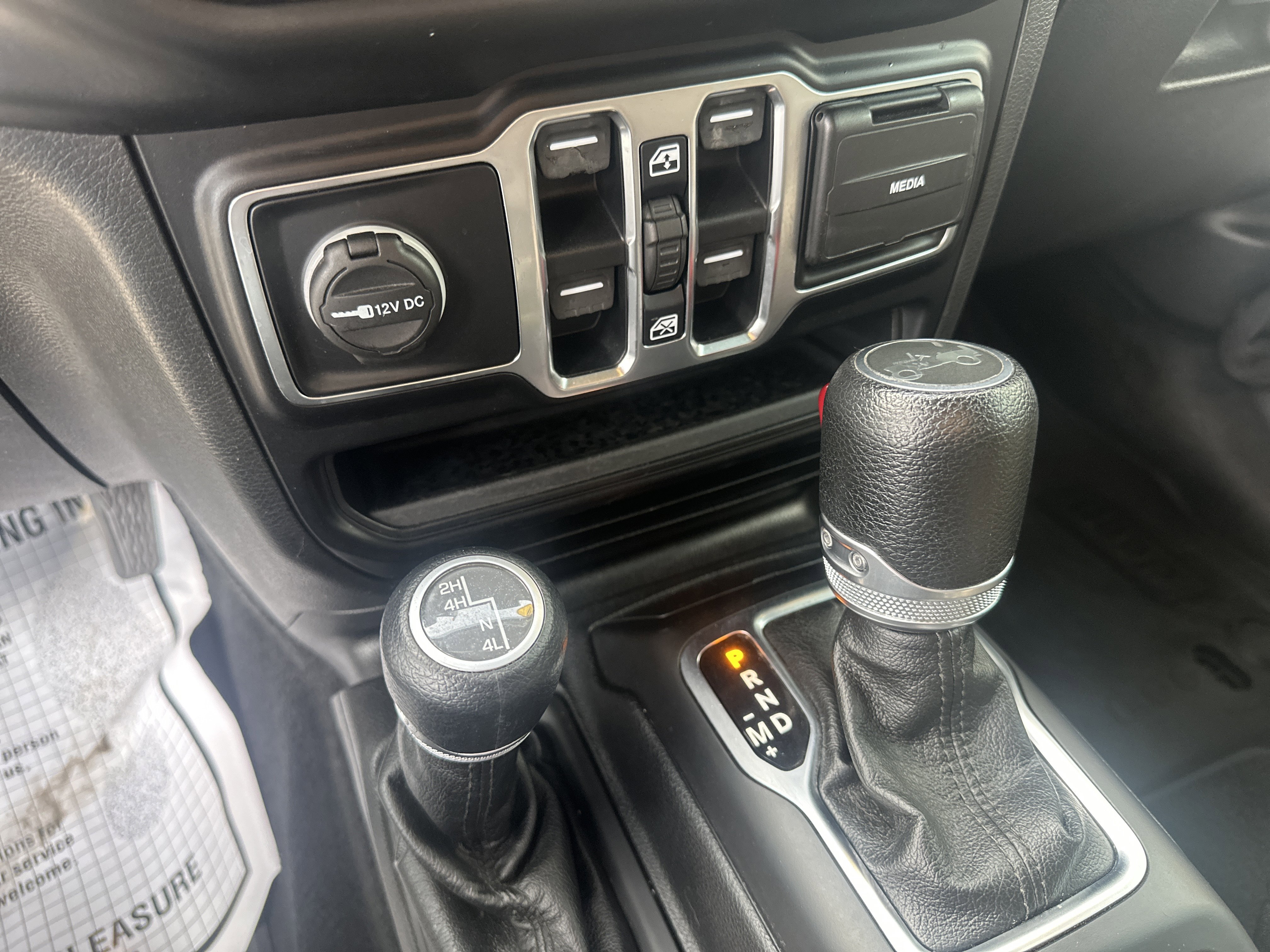 Used 2020 Jeep Wrangler Unlimited Sport image 37