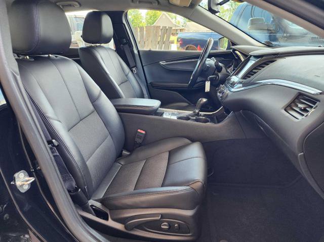 Used 2017 Chevrolet Impala LT FWD image 17