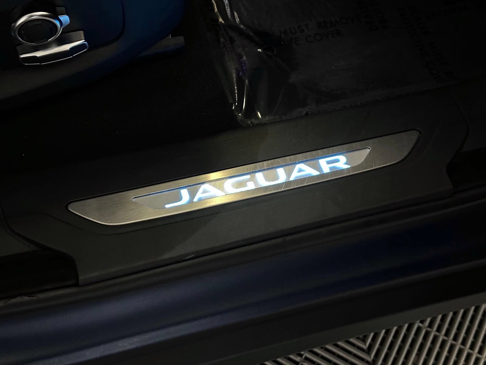 Used 2020 Jaguar F-PACE SVR AWD/4WD image 18