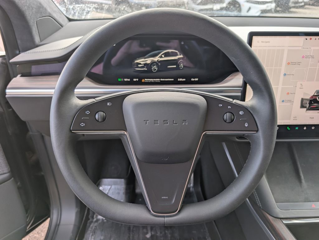 Used 2024 Tesla Model X image 21