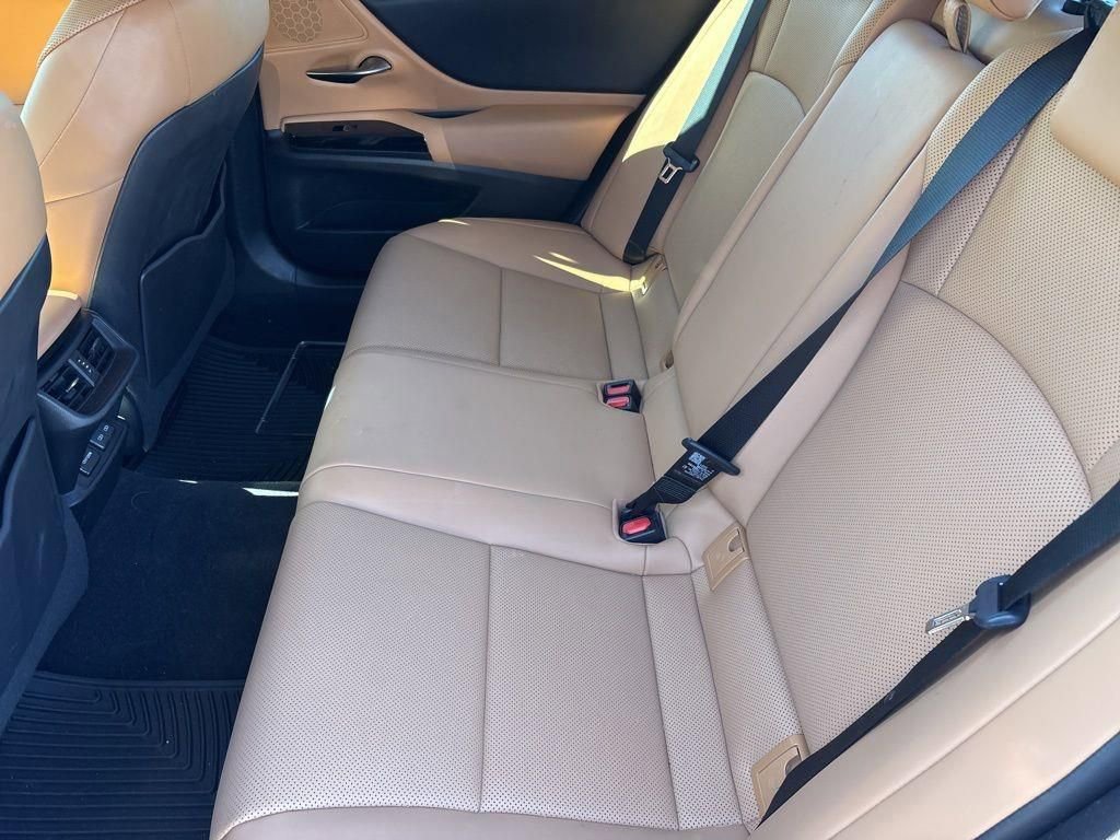Used 2022 Lexus ES 350 w/ Premium Package image 9